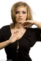 Fotografie:Alex-Schulz-Rogge,Visagistik:Raffaela-Tyrach